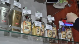 Фіскали перевірили магазин депутата Луцькради (фото)