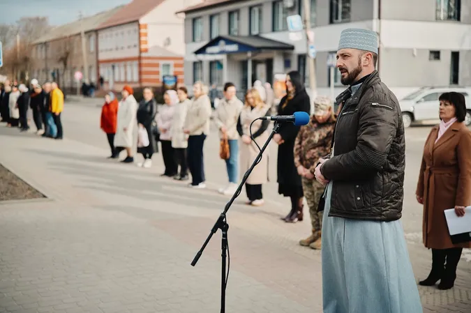 Родині загиблого воїна з Волині Віктора Карпука передали державну нагороду