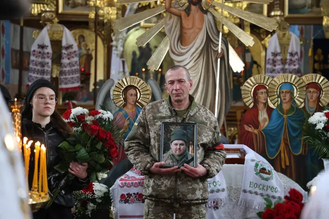 У Луцькій громаді попрощалися з загиблим на Курщині воїном Андрієм Бондарем