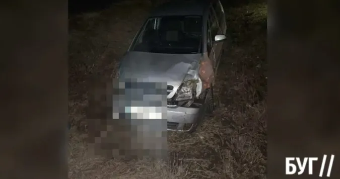 Поблизу Нововолинська легковик злетів у кювет