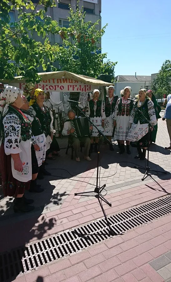 Співи, виставки, ярмарки – у Луцьку стартує фестиваль «Берегиня» (фото)