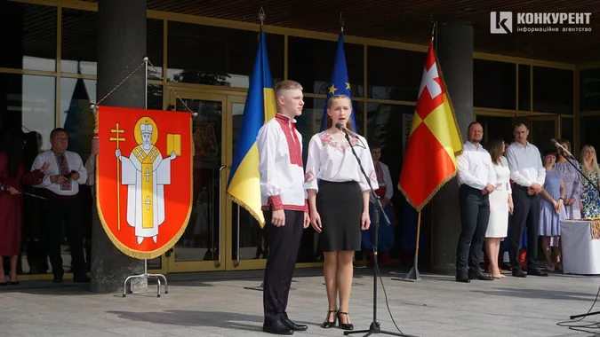 У Луцьку нагородили медалістів: як все було (дуже багато фото)