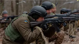 «Ми можемо стати червоною зоною»: на Волині готують «цивільні війська» (фото, відео)