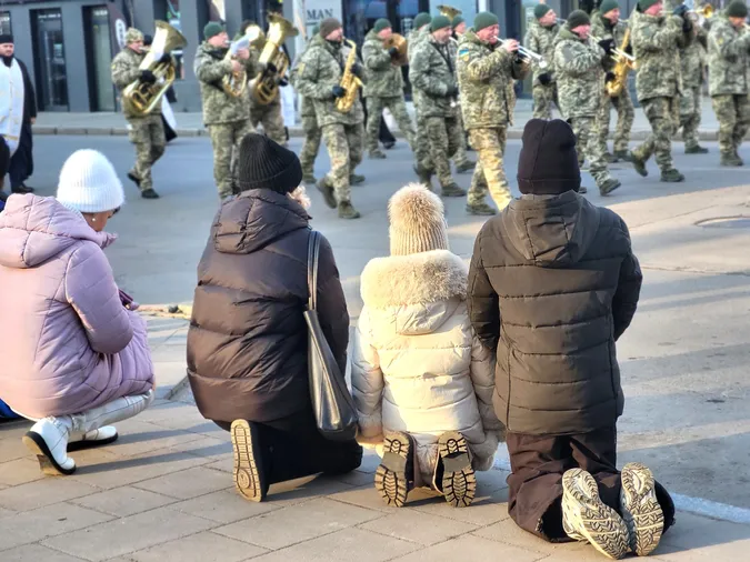 У Ковелі попрощалися із загиблим захисником Олегом Сахарчуком (фото)