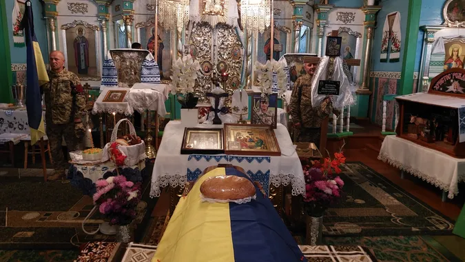 На Волині попрощалися із загиблим бійцем Василем Дуркотом (фото)