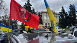 «Поверніть Героїв додому»: у Луцьку провели автопробіг на підтримку військовополонених
