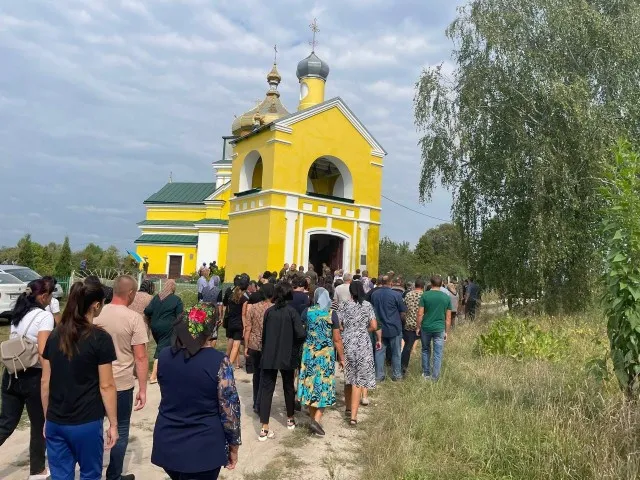 У Вишнівській громаді попрощалися з Героєм Василем Забокрицьким