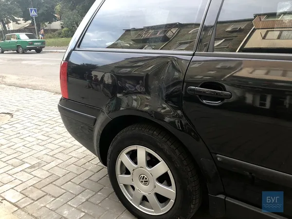 Розтрощив магазин і авто: на Волині чоловік три роки тероризує колишню дружину (фото, відео)