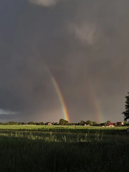 Над Луцьком після зливи засяяла подвійна веселка (фото)