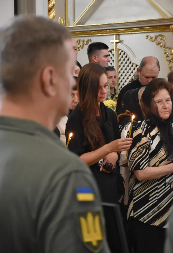 У Луцьку попрощалися із захисниками Вадимом Чвирем, Альбертом Свіцею та Павлом Корчуком (фото)