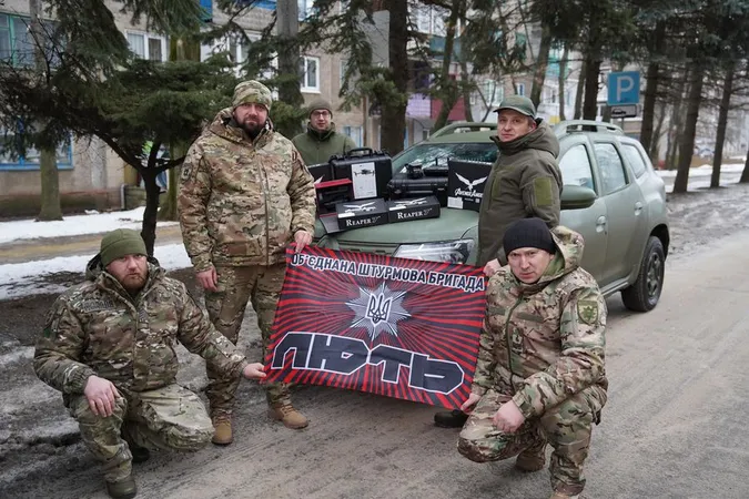 Квадрокоптери, FPV-дрони, медикаменти: поліція Волині передала на Схід потужну допомогу (фото)