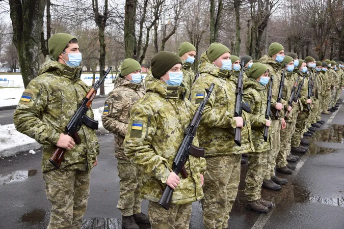 У Луцьку прикордонники-новобранці склали військову присягу (фото)