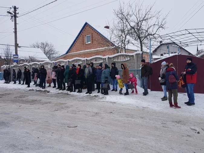 Не знущайтеся з людей: лучани просять змінити перевізника