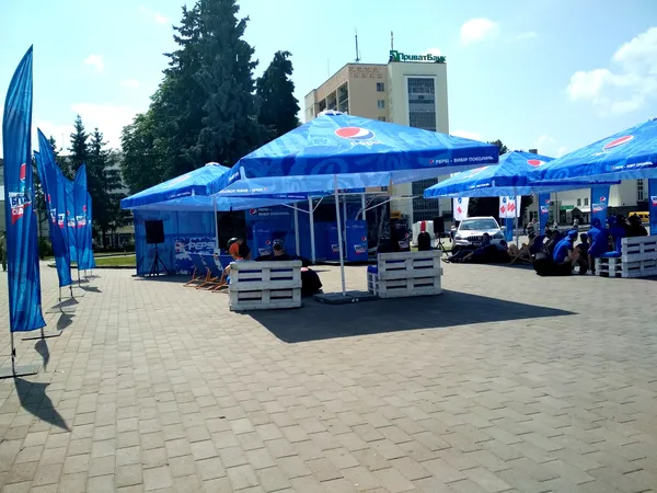 У центрі Луцька – «Pepsi-двіж» (фото)