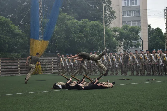 У Луцьку військовий ліцей випустив 330 юнаків та дівчат (фото)