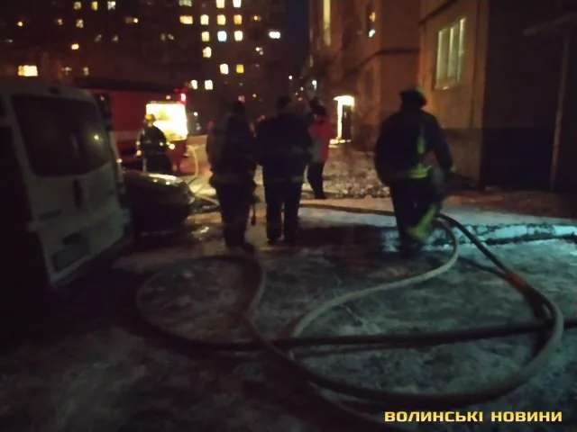 У Луцьку в підвалі багатоповерхівки сталася пожежа: ледь не загинув безхатько