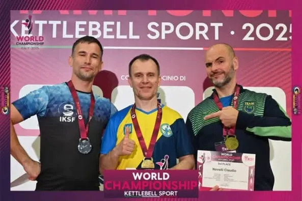 Спортсмен з Донеччини, який живе в Луцьку, став чемпіоном світу з гирьового спорту