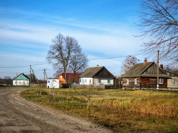 Волинське село, яке двічі «виселяли», лише у 90-х отримало світло (фото)