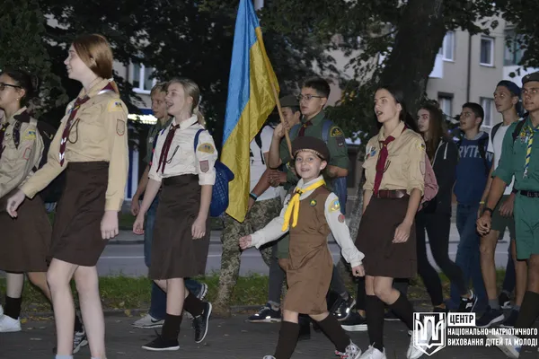 У Луцьку марширували за здоровий спосіб життя (фото)