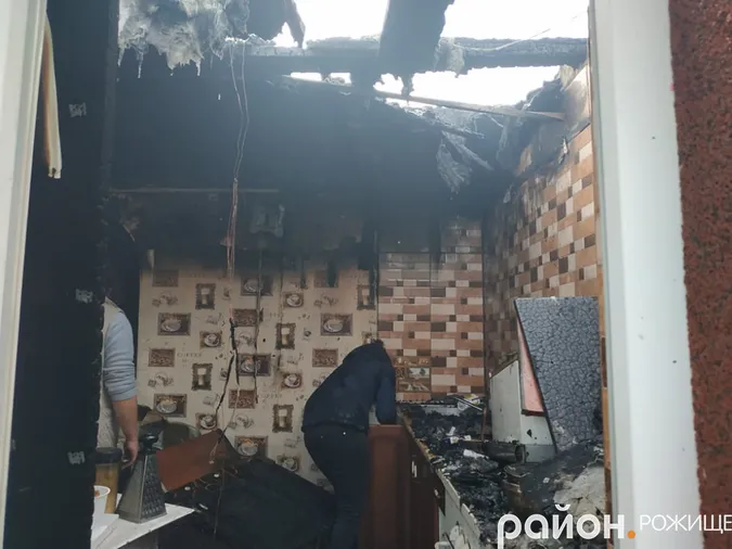 Показали, що залишилося від гуртожитку після масштабної пожежі в Рожищі (фото)