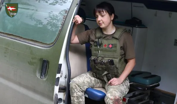 Бойовий медик волинської бригади одночасно рятувала 15 поранених бійців (фото)