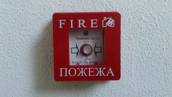 Лише 9% шкіл Волині мають протипожежну сигналізацію