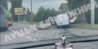 У Луцьку на Ковельській – автотроща біля АЗС (відео)