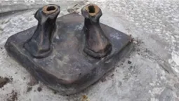 Не змогли віддерти, то спиляли: вандали вкрали луцького кликуна (ФОТО)