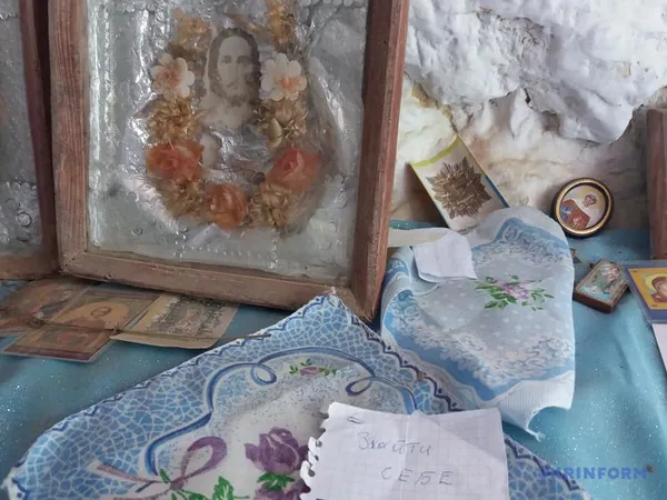Риба живе в людських будинках на дні: за 345 км від Луцька – містичне озеро