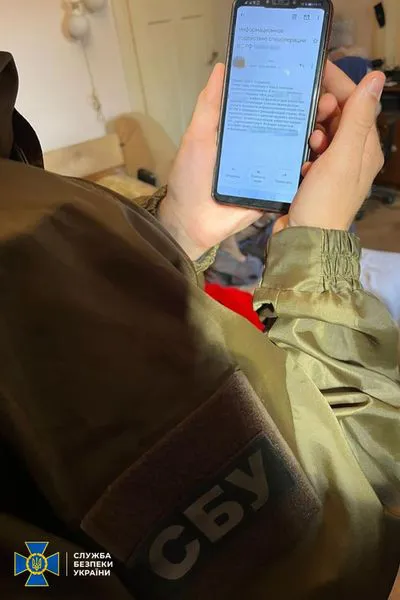 На Буковині СБУ викрила агітатора, який готував фейки для шоу Соловйова (фото)