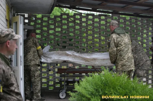 Відразу 9 загиблих Героїв привезли на Волинь (фото, відео)