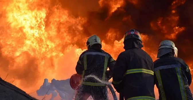 Ракетний удар по нафтобазі в Луцьку: СБУ повідомила про підозру російському офіцеру (відео)