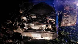 У Володимирі жінка спалила знайомому авто (фото)