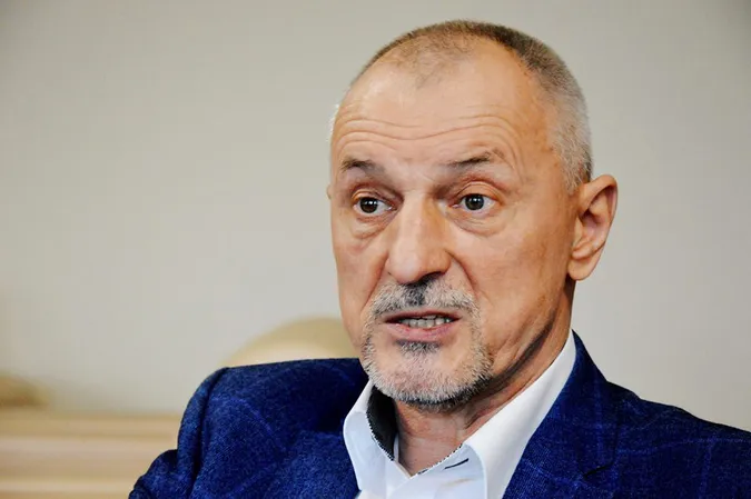 «Так і людей можна потруїти», – Савченко про кіоски депутата Волиньради