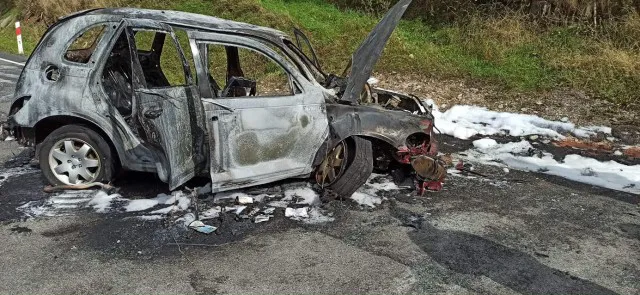 Викликали медичні гелікоптери: у Польщі загорівся автомобіль, у якому перебували українці