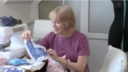 Життя з нуля: подружжя з Харкова оселилось у Луцьку та виготовляє іграшки з лавандою (відео)