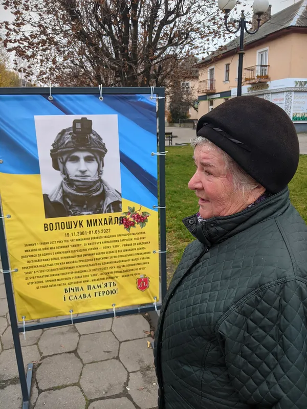 У Ковелі вшанували загиблого Героя Михайла Волошука, який обороняв Маріуполь