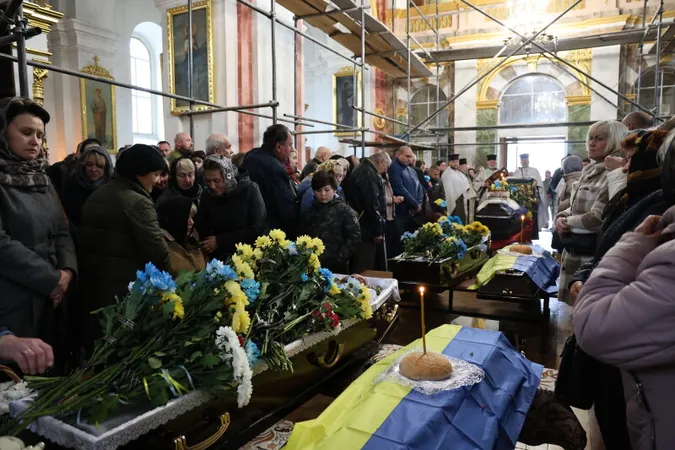 У Луцьку попрощалися одразу з трьома полеглими захисниками (фото)