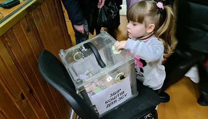 Під час різдвяних концертів у Підгайцівській громаді зібрали понад 100 000 гривень для ЗСУ (фото)