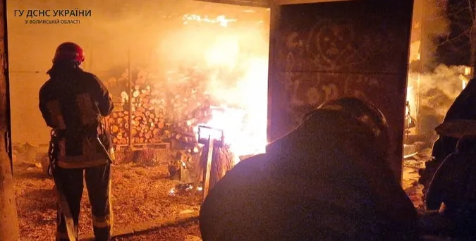 У Локачах вночі сталася пожежа (фото)