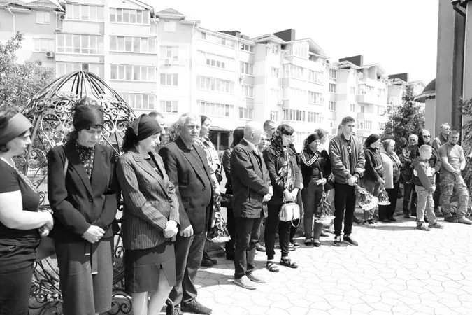 Загинув на Сумщині: у Луцьку попрощалися з Романом Любихом (фото)