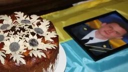 На Волині попрощалися із молодим військовим лікарем Володимиром Левчиком (фото)