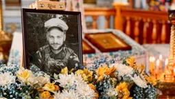 У Нововолинську прощались із захисником Дмитром Хрищуком (фото)