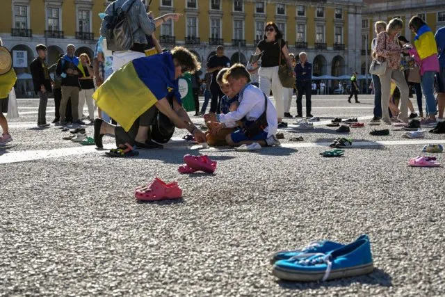 Війна в Україні забрала життя щонайменше 361 дитини, ще 711 – поранені