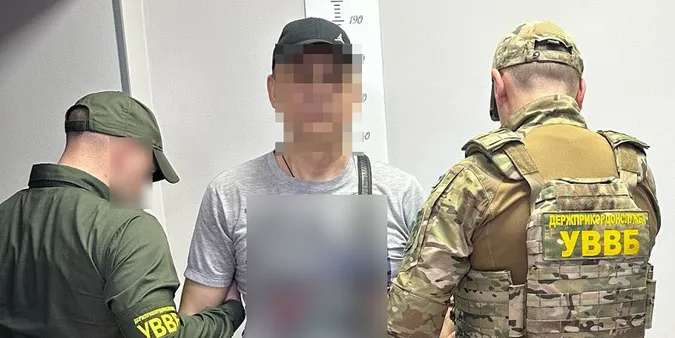 $1500 хабаря: в «Устилузі» затримали українця, який хотів втекти за кордон (фото)