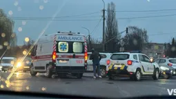 У Луцьку легковик влетів у «швидку» (фото)