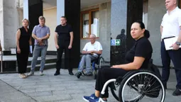 Головна адмінбудівля Волині пройшла тест на безбар'єрність (фото)
