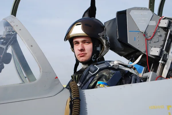 Що відомо про одного з перших пілотів F-16: історія загиблого лучанина Олексія Меся