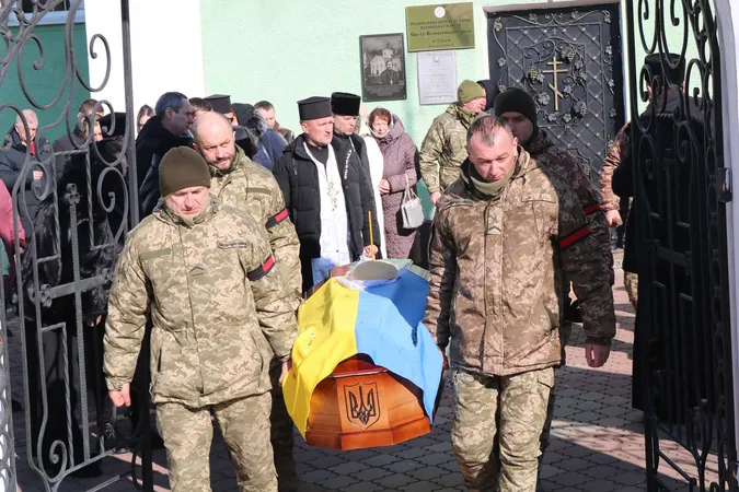 У Горохові попрощалися із загиблим воїном Степаном Гебою (фото)