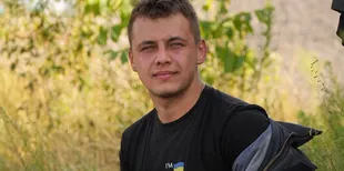 Завали після обстрілів і пожежі у найгарячіших точках: історія молодого рятувальника з Луцька